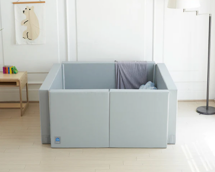 “Free Bumper” 2-in-1 Play Mat & Bumper Bed – Convertible Non-Toxic Foam Play Pen