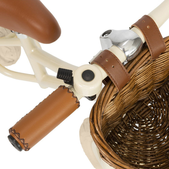 Banwood First Go balance bike Cream, bell and grip close up