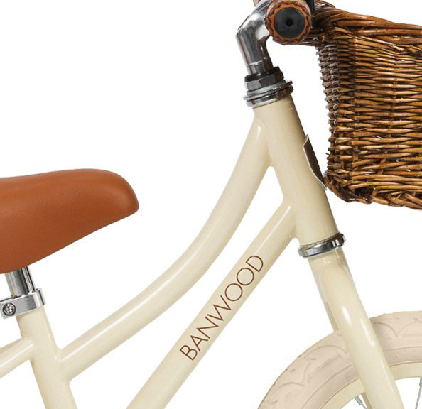 Banwood First Go balance bike Cream, frame and basket detail