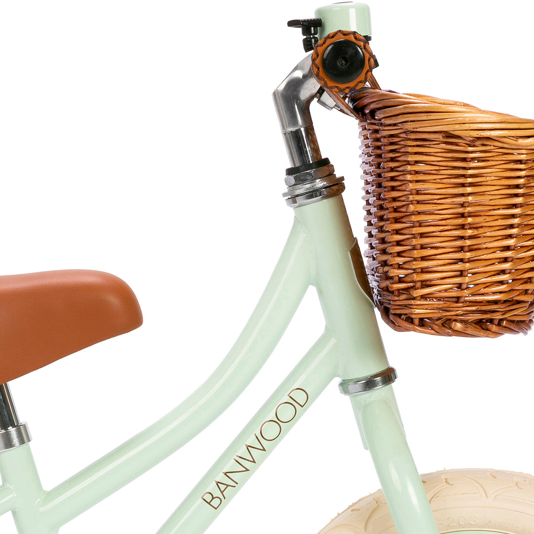 Banwood First Go balance bike Pale Mint, basket close up
