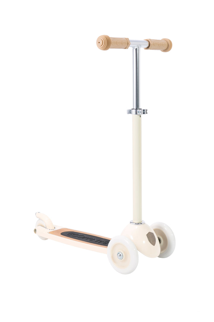 Banwood Vintage Scooter Cream, side view