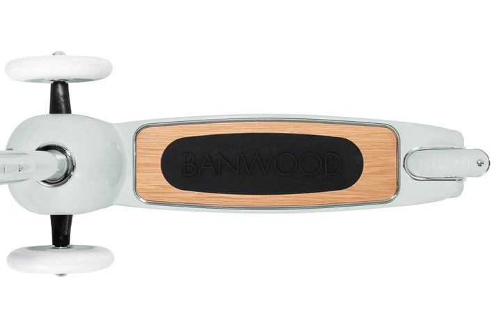 Banwood Vintage Scooter Pale Mint, deck from above