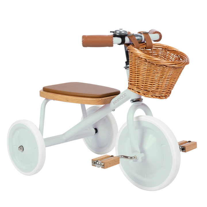 Banwood Vintage Trike Pale Mint, front three quarter view