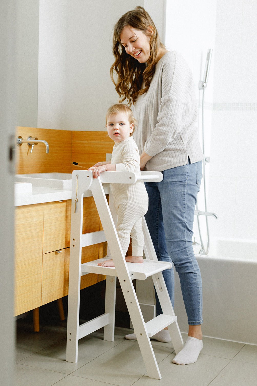 Adjustable White Fold N' Store Learning Tower - MLHCo