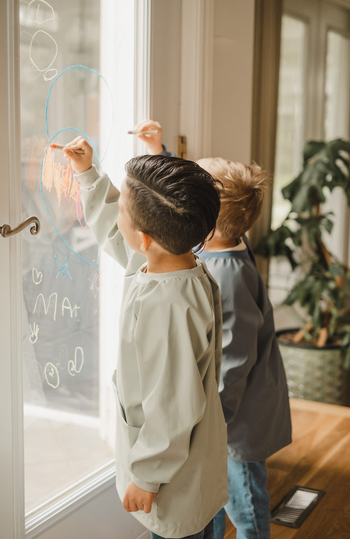 Waterproof artist apron for children