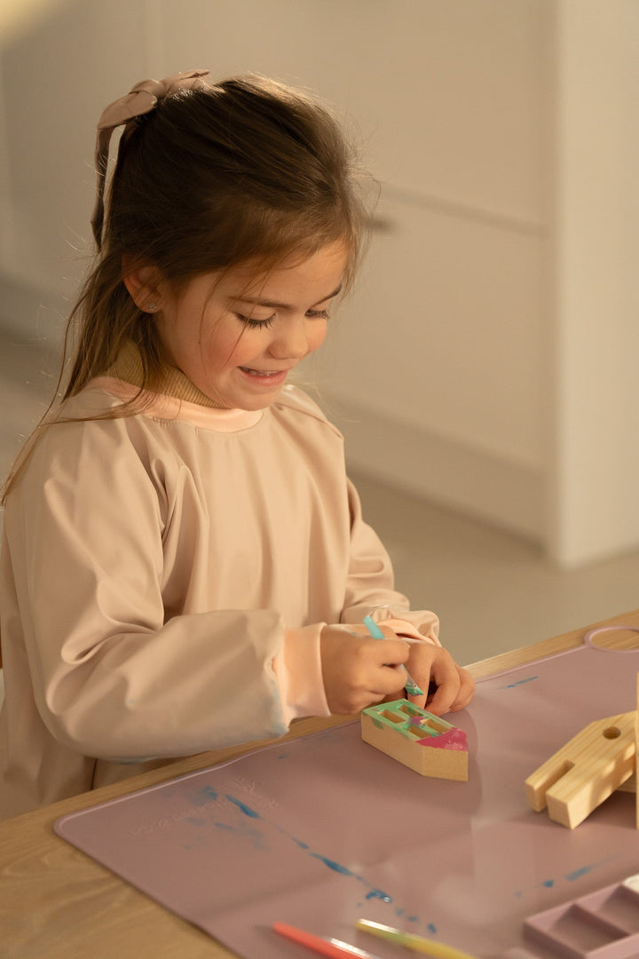 Waterproof artist apron for children